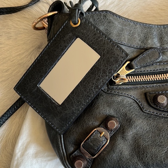 Balenciaga Crossbody Bag in Agneau - Picture 3 of 6